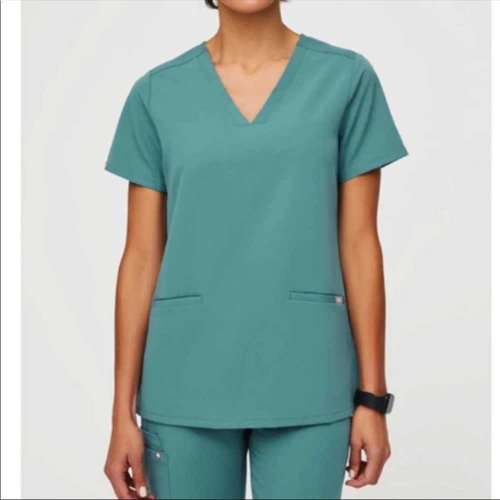 Figs HYDROGREEN Casma Scrub Top